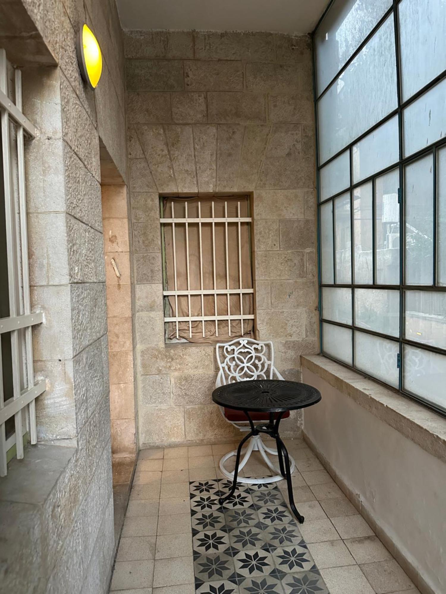 Baka Bauhaus Studio Jerusalem Exterior photo